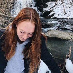 Meet your Posher, Ally